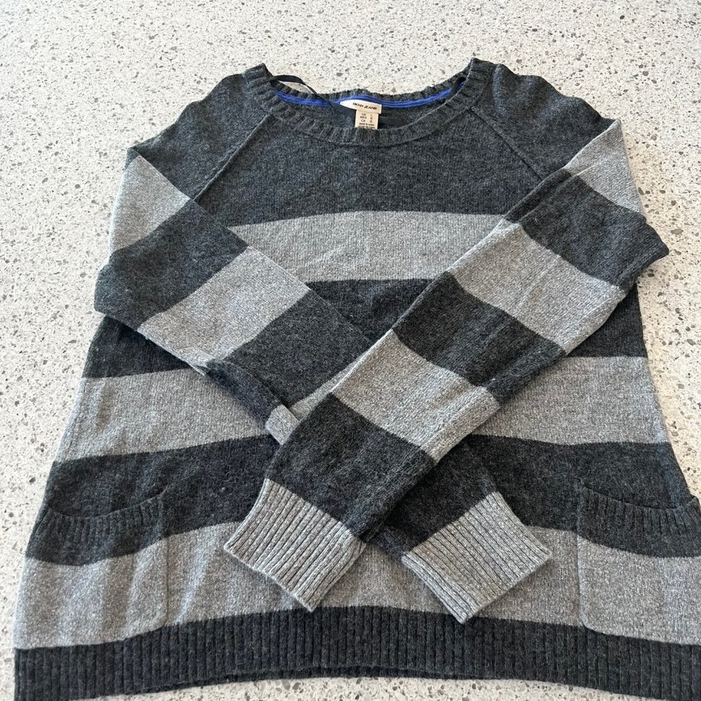 DKNY Sweater
